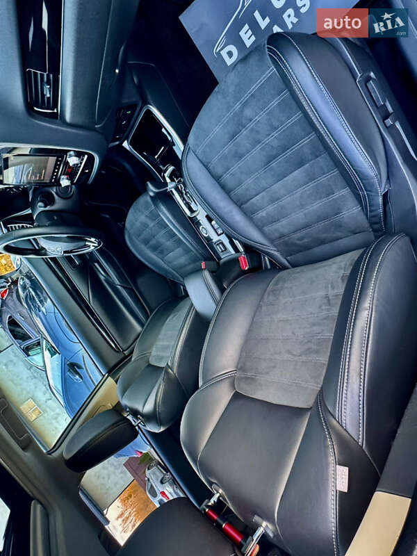 Внедорожник / Кроссовер Mitsubishi Outlander 2019 в Трускавце