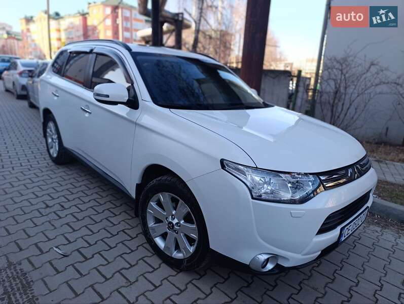 Mitsubishi Outlander 2013