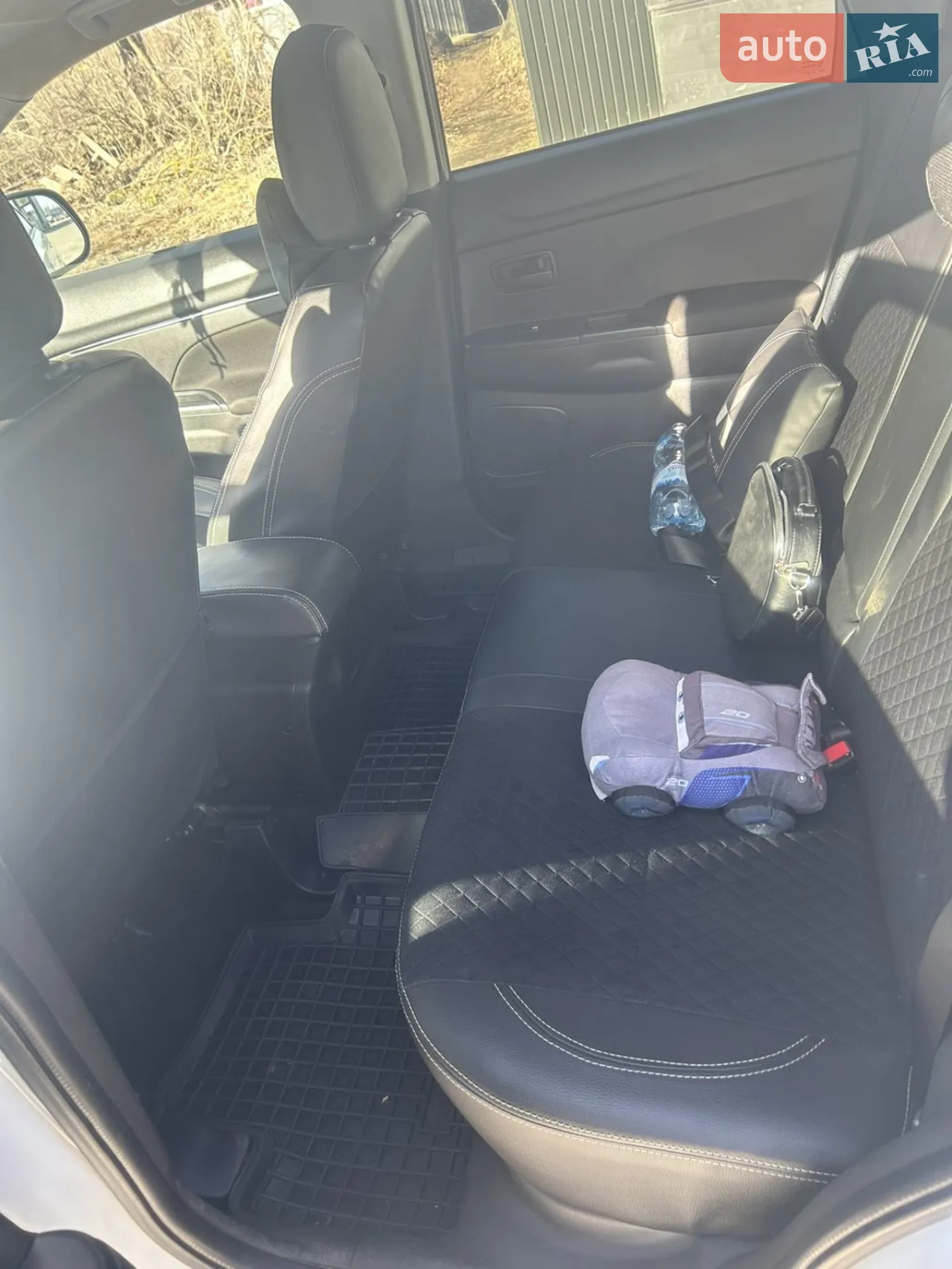 2012 Mitsubishi Outlander - мініатюра 7