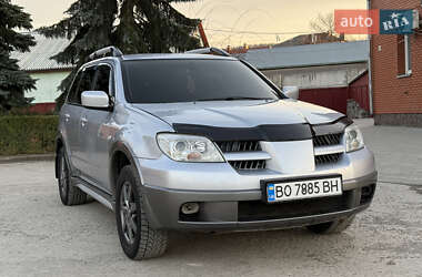 Позашляховик / Кросовер Mitsubishi Outlander 2005 в Кременці