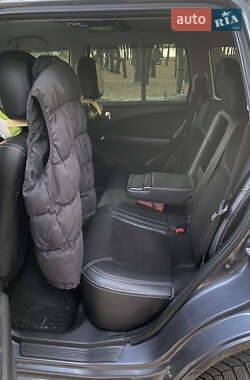 Внедорожник / Кроссовер Mitsubishi Outlander 2010 в 