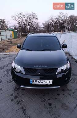 Внедорожник / Кроссовер Mitsubishi Outlander 2009 в Николаеве