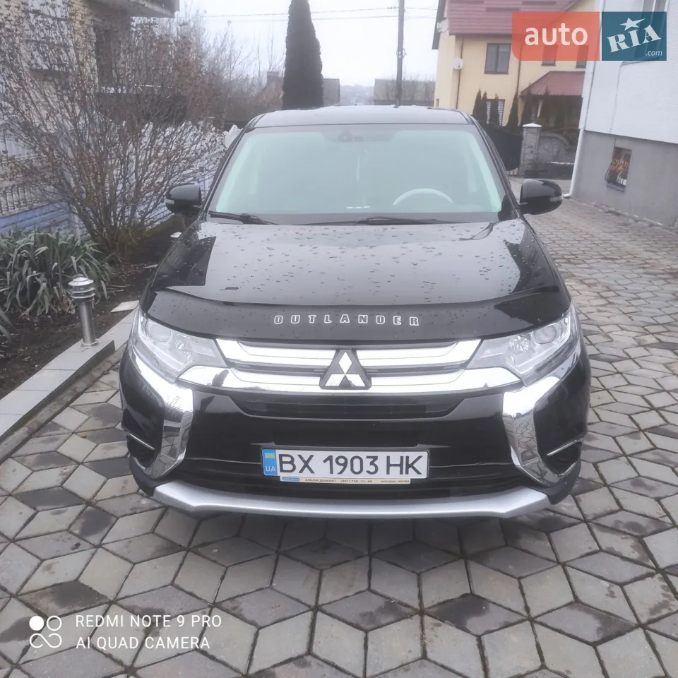 2016 Mitsubishi Outlander - мініатюра 26
