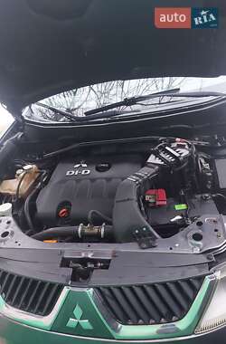 Внедорожник / Кроссовер Mitsubishi Outlander 2009 в 