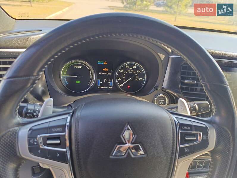 Внедорожник / Кроссовер Mitsubishi Outlander 2019 в Никополе