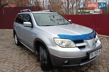 Позашляховик / Кросовер Mitsubishi Outlander 2005 в Миколаєві