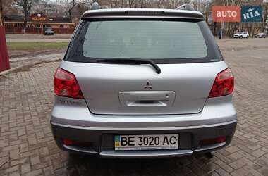 Позашляховик / Кросовер Mitsubishi Outlander 2005 в Миколаєві