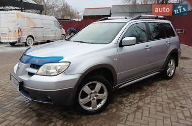 Позашляховик / Кросовер Mitsubishi Outlander 2005 в Миколаєві