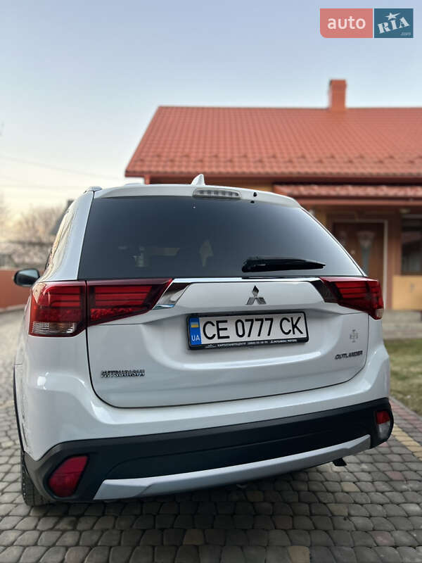 Внедорожник / Кроссовер Mitsubishi Outlander 2018 в Берегомете фото 4 Внедорожник / Кроссовер Mitsubishi Outlander 2018 в Берегомете