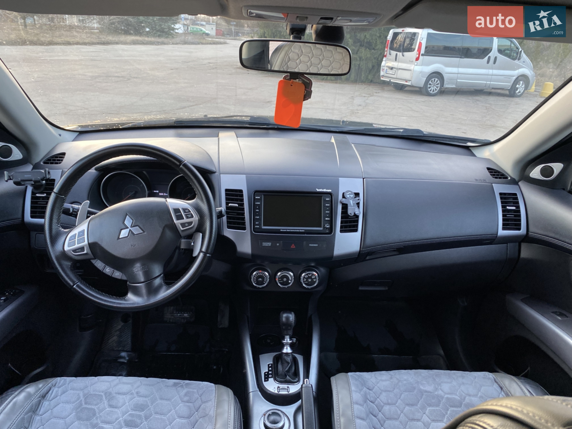 2011 Mitsubishi Outlander - мініатюра 3
