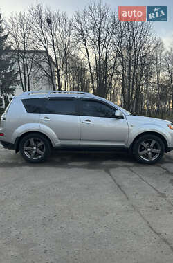 Позашляховик / Кросовер Mitsubishi Outlander 2008 в Сумах