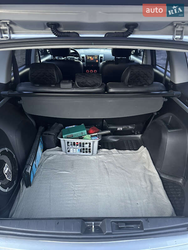 Позашляховик / Кросовер Mitsubishi Outlander 2008 в Сумах