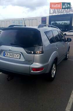 Позашляховик / Кросовер Mitsubishi Outlander 2012 в Києві