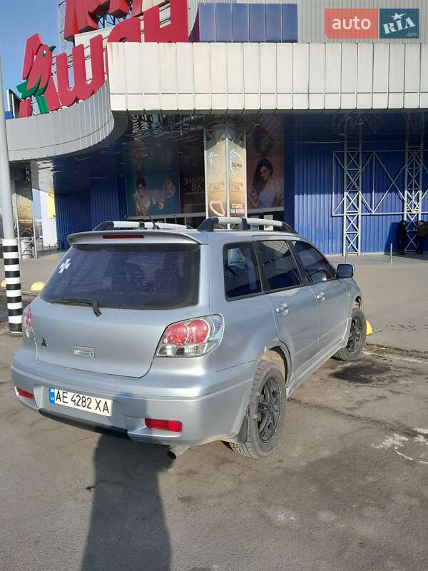 Внедорожник / Кроссовер Mitsubishi Outlander 2004 в Днепре