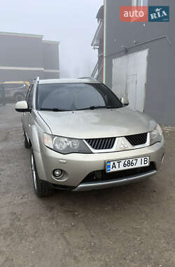 Позашляховик / Кросовер Mitsubishi Outlander 2007 в Буковеле