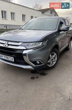 Позашляховик / Кросовер Mitsubishi Outlander 2016 в Запоріжжі