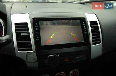 Позашляховик / Кросовер Mitsubishi Outlander 2008 в 