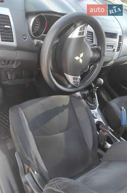 Позашляховик / Кросовер Mitsubishi Outlander 2007 в Коростені