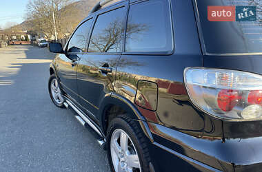 Позашляховик / Кросовер Mitsubishi Outlander 2006 в 