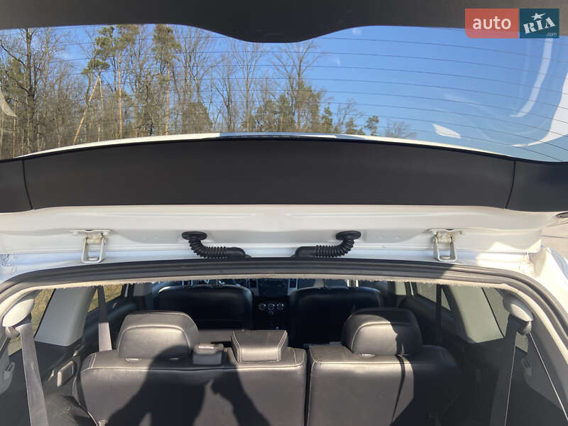 Позашляховик / Кросовер Mitsubishi Outlander 2010 в Житомирі