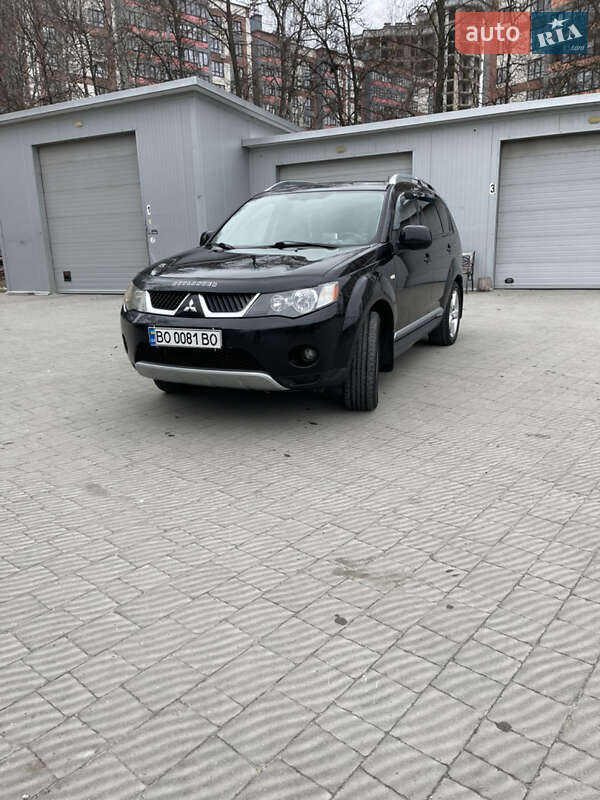 Внедорожник / Кроссовер Mitsubishi Outlander 2009 в Тернополе фото 2 Внедорожник / Кроссовер Mitsubishi Outlander 2009 в Тернополе