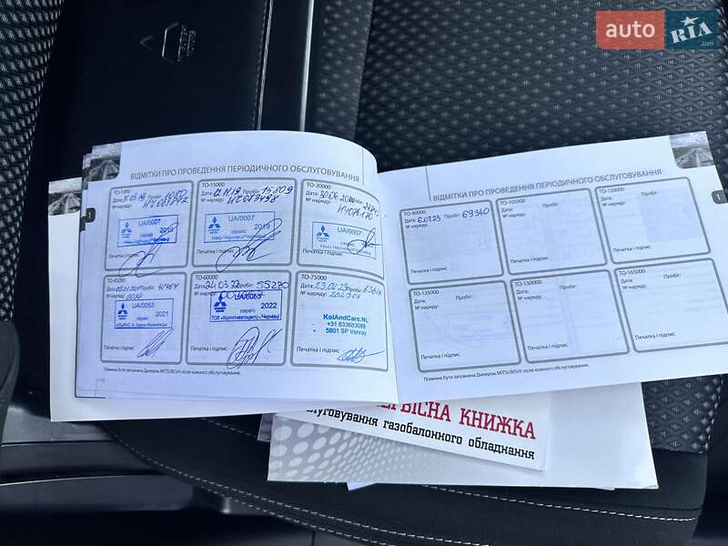 Внедорожник / Кроссовер Mitsubishi Outlander 2018 в Киеве