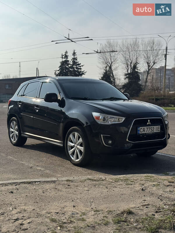 Mitsubishi Outlander 2014
