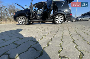 Внедорожник / Кроссовер Mitsubishi Outlander 2009 в 