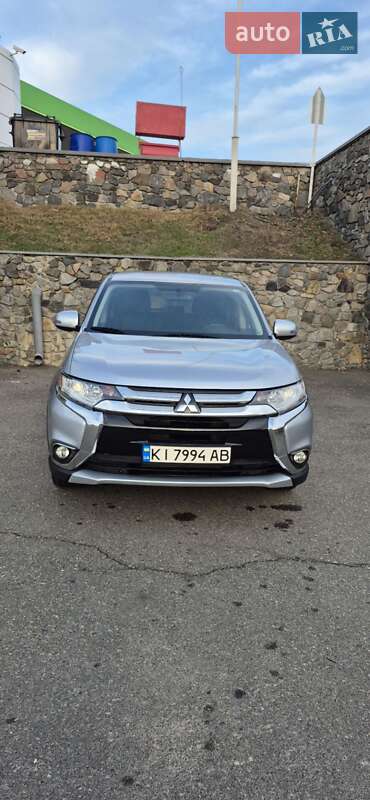 Внедорожник / Кроссовер Mitsubishi Outlander 2015 в Белой Церкви фото 2 Внедорожник / Кроссовер Mitsubishi Outlander 2015 в Белой Церкви
