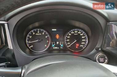 Внедорожник / Кроссовер Mitsubishi Outlander 2013 в 