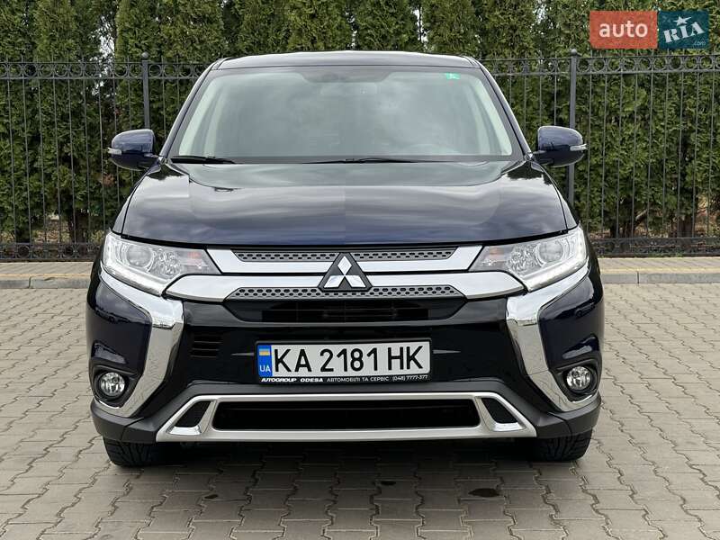 Позашляховик / Кросовер Mitsubishi Outlander 2021 в Одесі