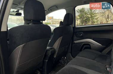 Внедорожник / Кроссовер Mitsubishi Outlander 2007 в 