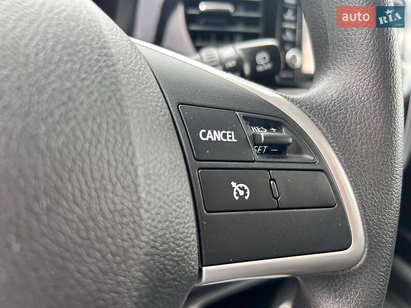 Позашляховик / Кросовер Mitsubishi Outlander 2018 в Одесі