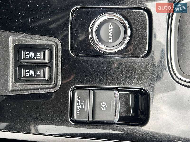 Позашляховик / Кросовер Mitsubishi Outlander 2018 в Одесі