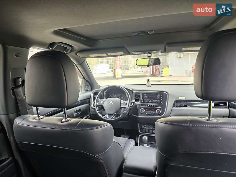 Внедорожник / Кроссовер Mitsubishi Outlander 2018 в Харькове
