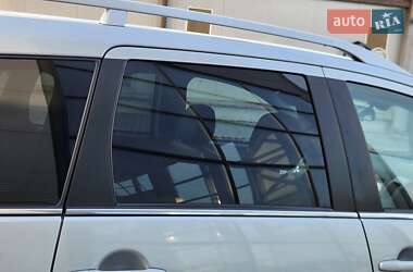 Позашляховик / Кросовер Mitsubishi Outlander 2011 в 