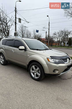 Позашляховик / Кросовер Mitsubishi Outlander 2008 в 