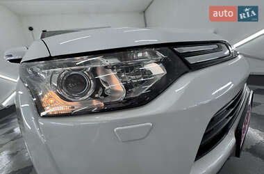 Позашляховик / Кросовер Mitsubishi Outlander 2014 в 