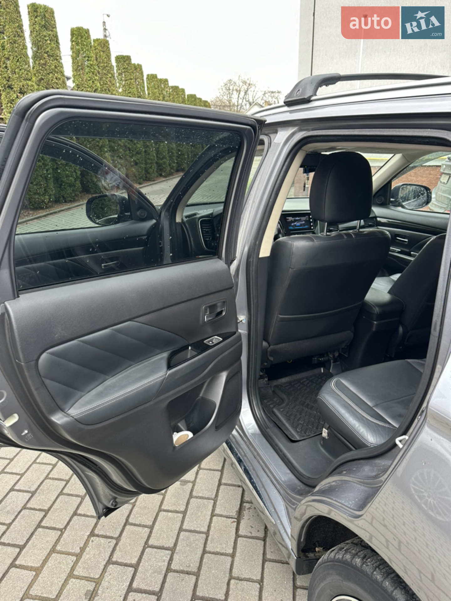 2018 Mitsubishi Outlander - мініатюра 25