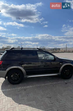 Внедорожник / Кроссовер Mitsubishi Outlander 2005 в 