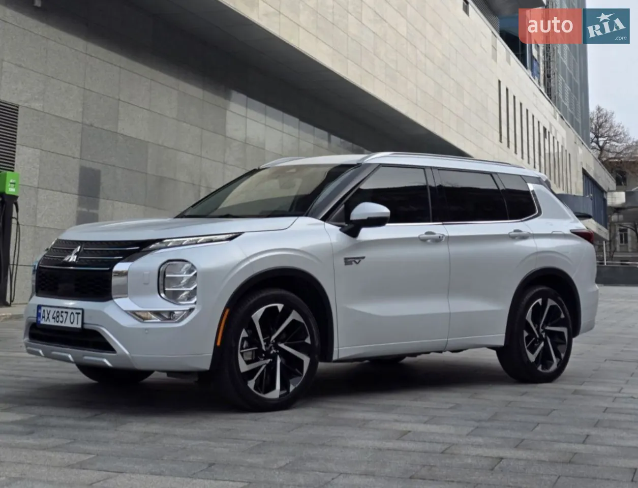 2023 Mitsubishi Outlander - мініатюра 31