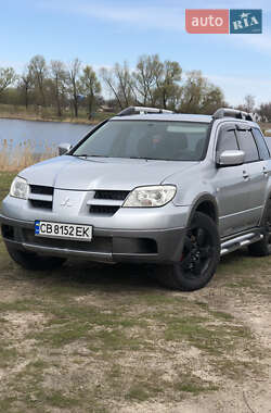 Внедорожник / Кроссовер Mitsubishi Outlander 2006 в 