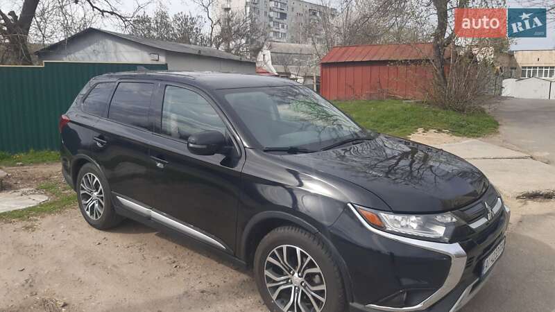 Позашляховик / Кросовер Mitsubishi Outlander 2018 в Білій Церкві