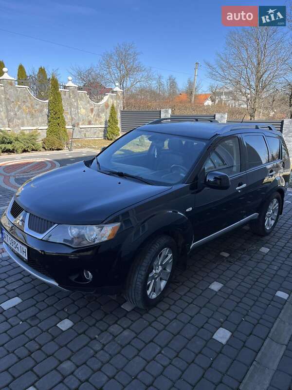Внедорожник / Кроссовер Mitsubishi Outlander 2008 в Коломые