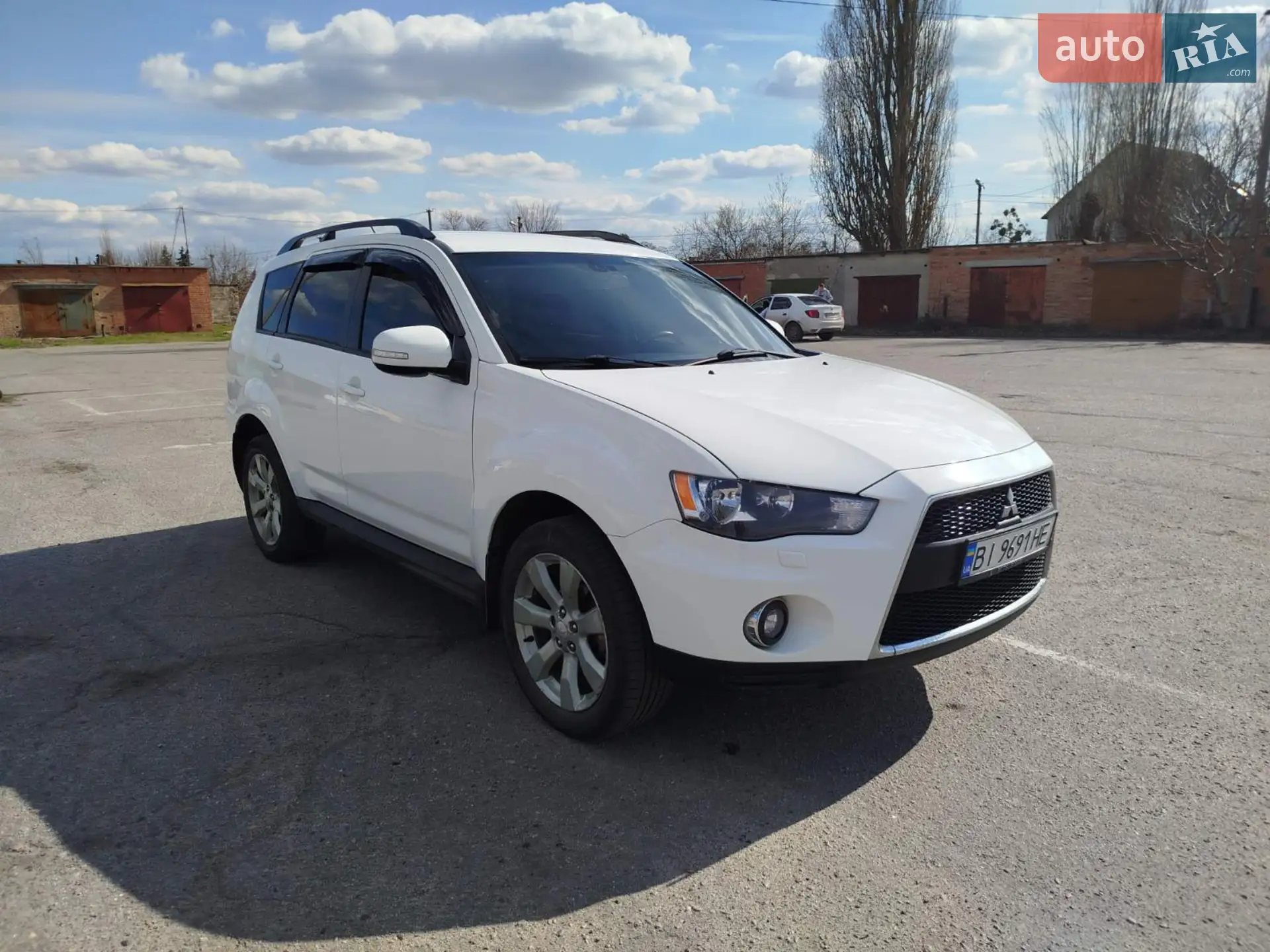 2010 Mitsubishi Outlander - мініатюра 13
