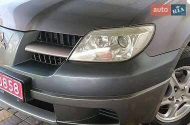Позашляховик / Кросовер Mitsubishi Outlander 2006 в 