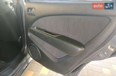 Позашляховик / Кросовер Mitsubishi Outlander 2006 в 