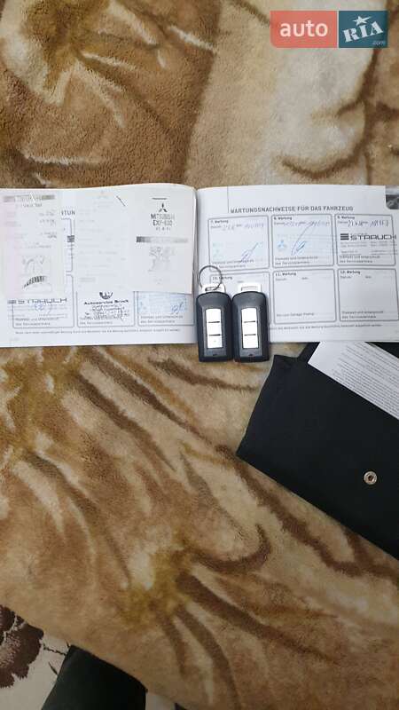 Внедорожник / Кроссовер Mitsubishi Outlander 2010 в Коломые