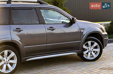 Позашляховик / Кросовер Mitsubishi Outlander 2007 в 