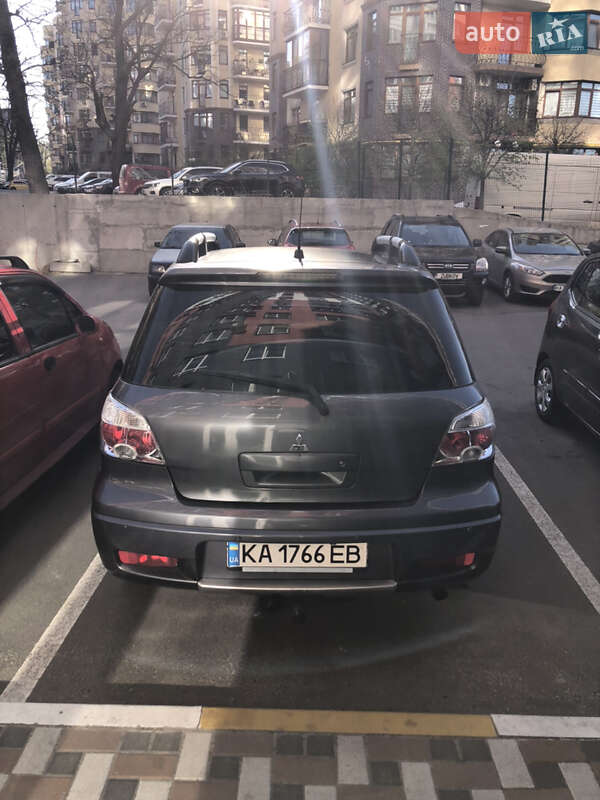 Позашляховик / Кросовер Mitsubishi Outlander 2006 в Ірпені